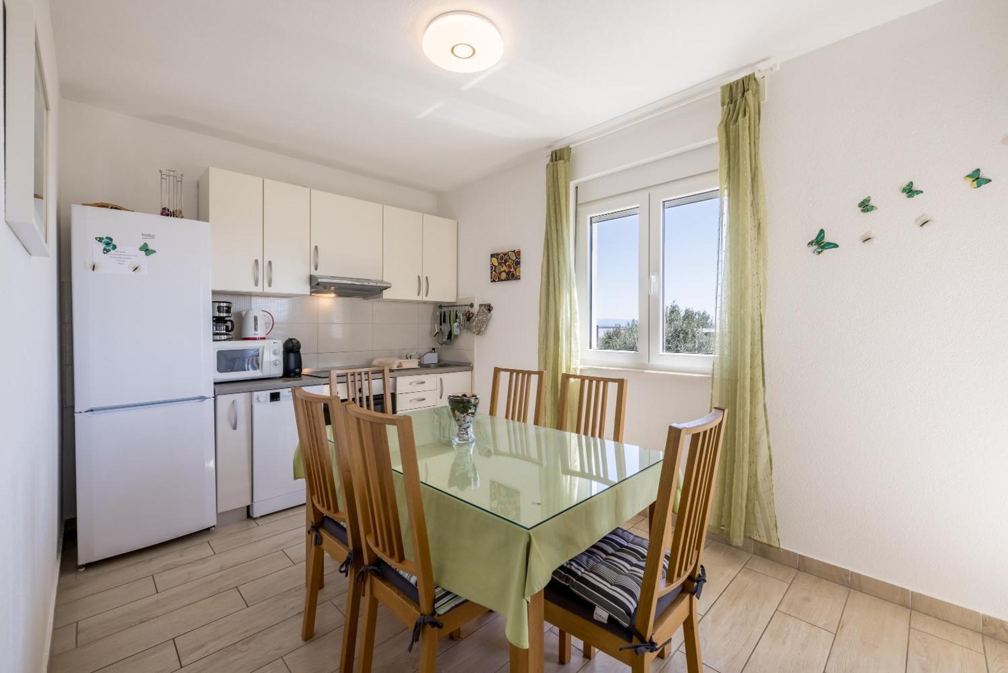 Apart Sa Terasom 250M Od Plaze,Parking,Wi Fi,Rostilj Trogir Exterior foto